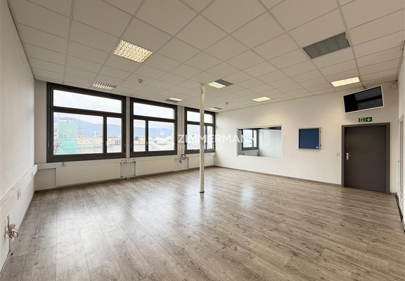 Commerce-Rue du Pré-Bouvier - 1242 Satigny